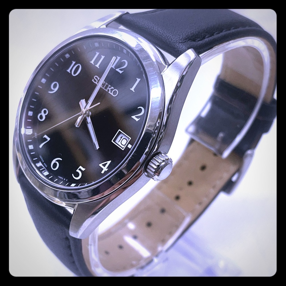 New Seiko Black Leather Strap Men, s Watch